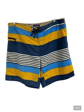 Patagonia Wavefarer Board Shorts Swim Pool Beach Trunks Blue Striped Mens Sz 38